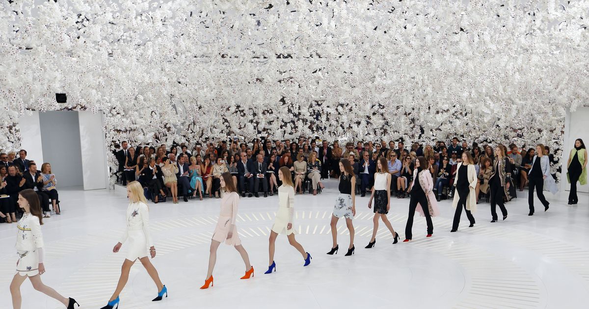 Dior Couture: 150,000 Orchids, Surprisingly Wearable Clothes