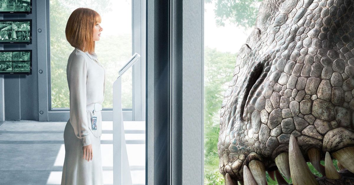 Bryce Dallas Howard Will Thankfully Don Practical Footwear in Jurassic  World 2