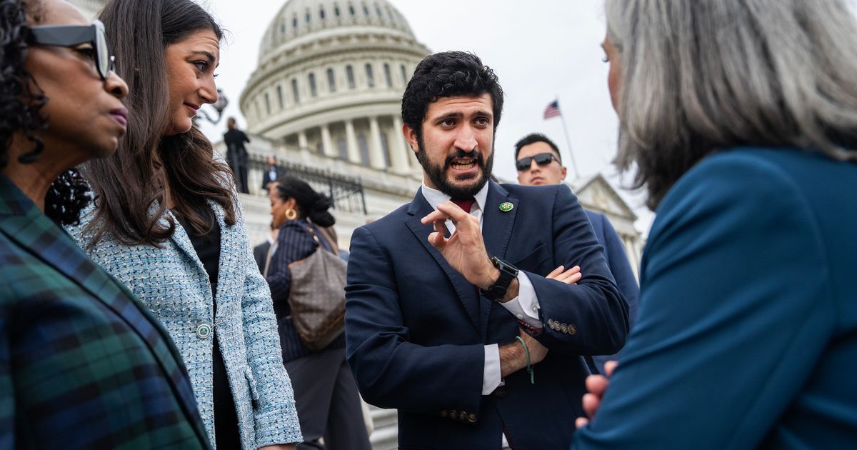 The Democrats' Mad Scramble to Get AI Right