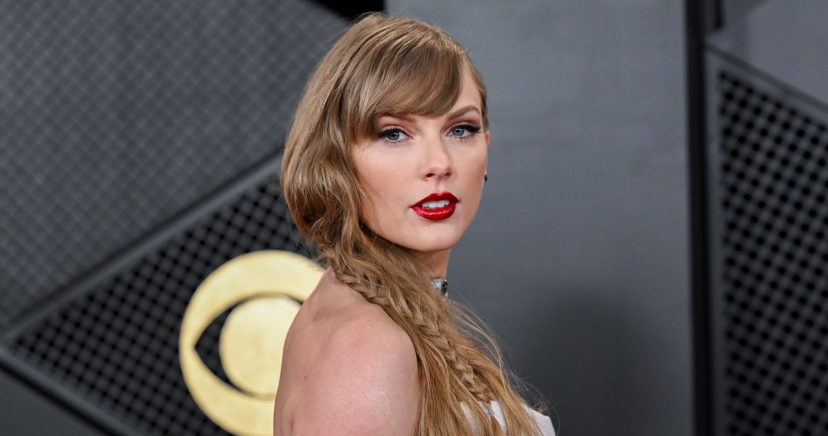 Professor Taylor Swift Teaches a Lesson in Heartbreak