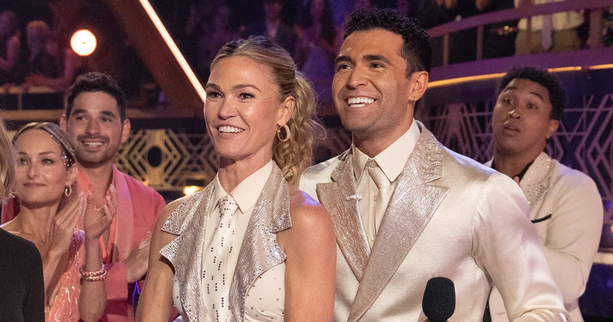 Andy Cohen Takes Back What He Said About Julia Stiles - Vulture