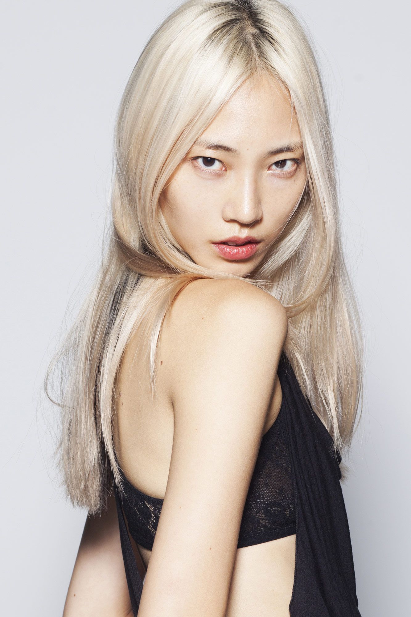 Soo Joo Park Doesn’t Want to Be Typecast As an Asian Model