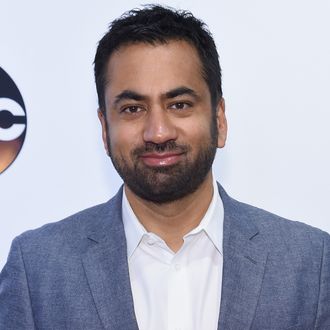Kal Penn Raises $524,000 (and Counting) for Syrian Refugees in Name of ...