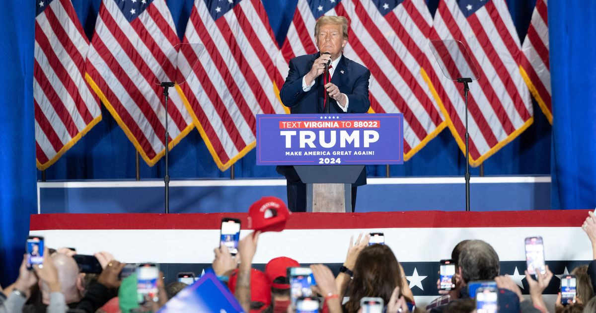 Did Trump Vow to Defund Schools With Vaccine Mandates?