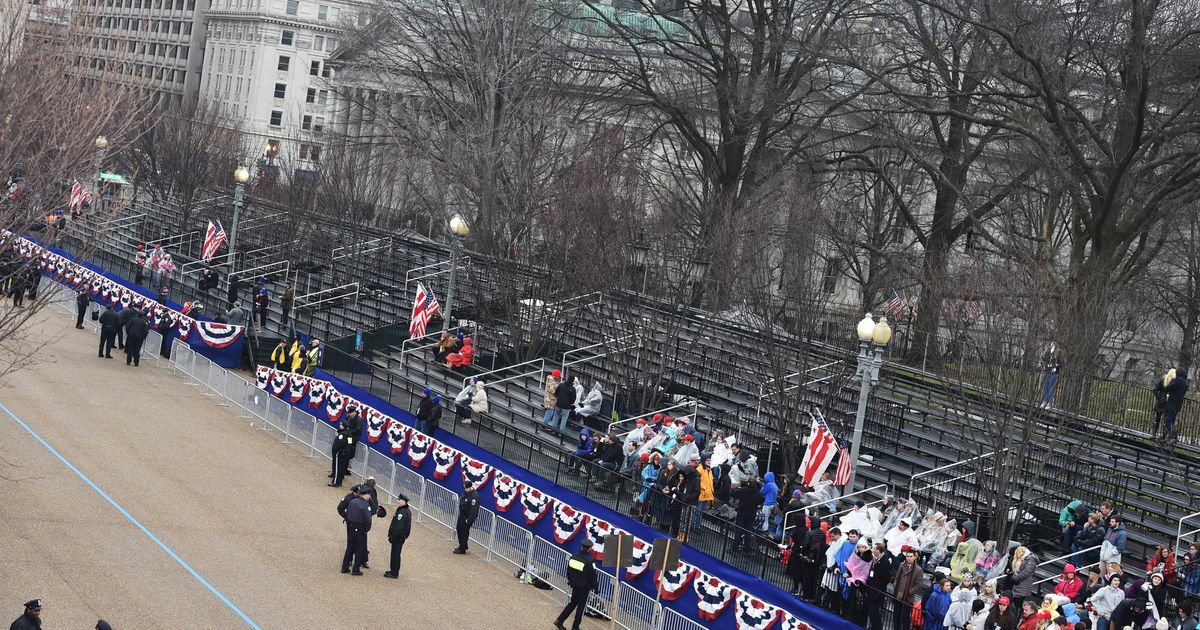 Scenes From the Trump Inaugural Parade Route