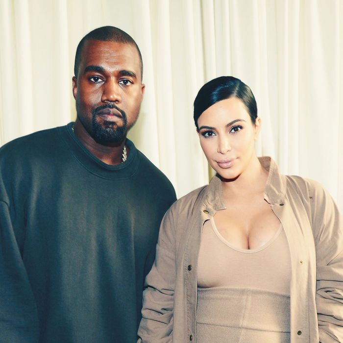 Kim Kardashian And Kanye West S Very White Very Empty Manse