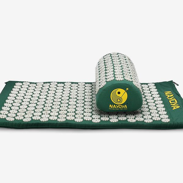 Nayoya Back and Neck Pain Relief Acupressure Mat and Pillow Set