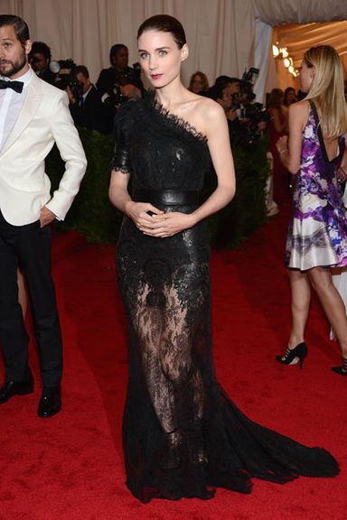 See All The Looks From The 2012 Met Gala Red Carpet