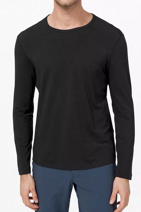 black long sleeve crew neck t shirt