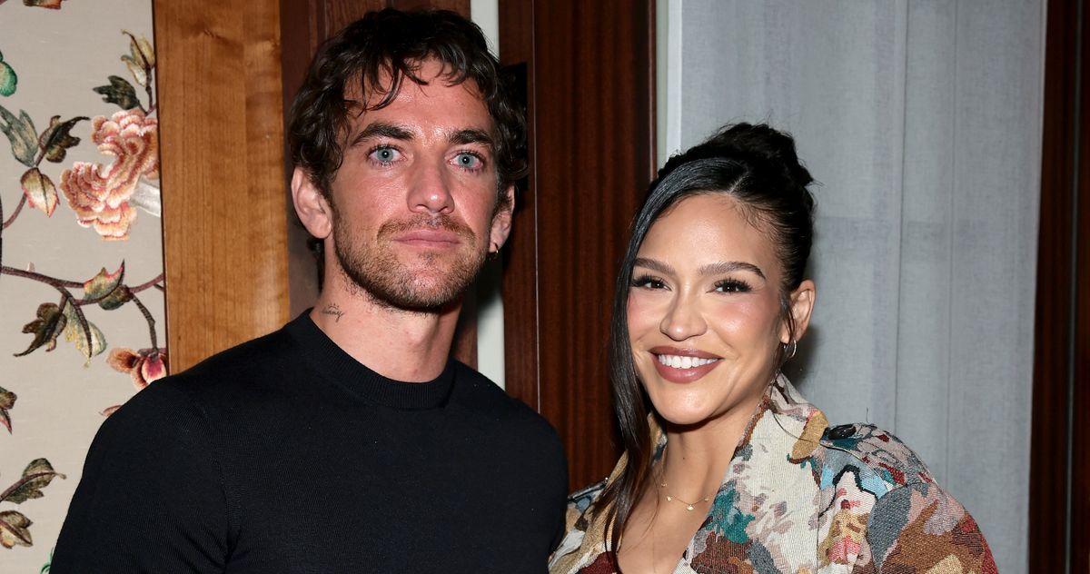 Who Is Cassie’s Husband, Alex Fine?