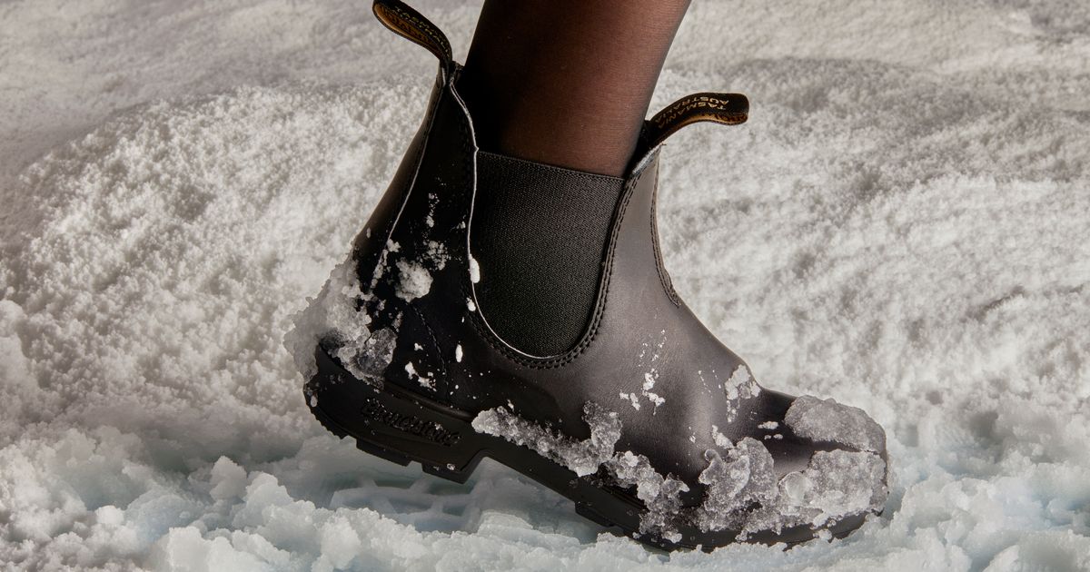 Ladies pull hotsell on winter boots