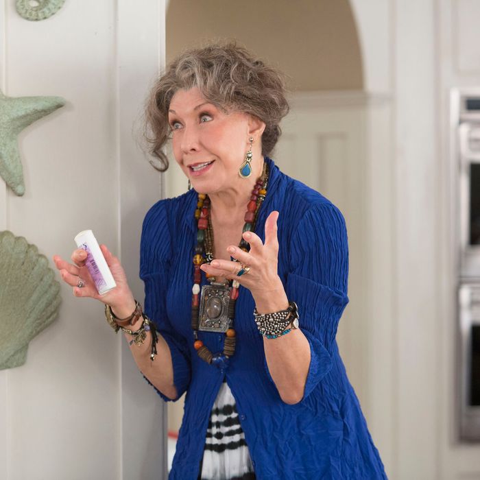 Grace And Frankie Recap Lube Fight