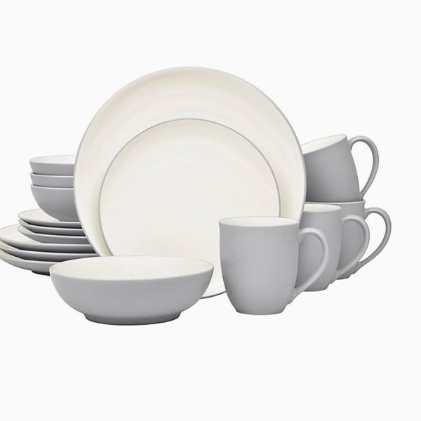 Noritake Colorwave Coupe 16-Piece Dinnerware Set