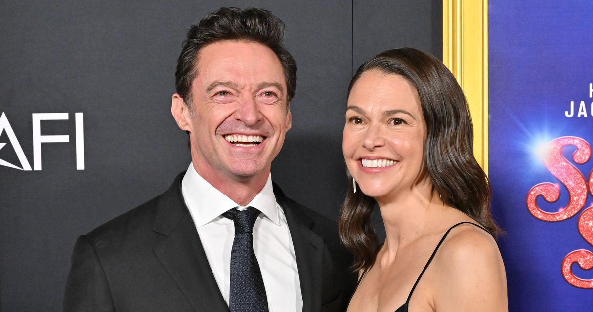 Hugh Jackman and Sutton Foster Went Red-Carpet Official Hugh Jackman and Sutton Foster Went Red-Carpet Official