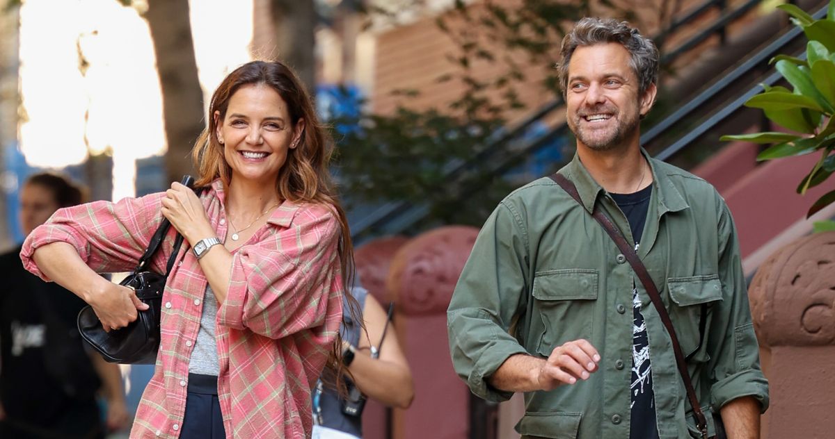 Katie Holmes and Joshua Jackson Reunite for 'Happy Hours'