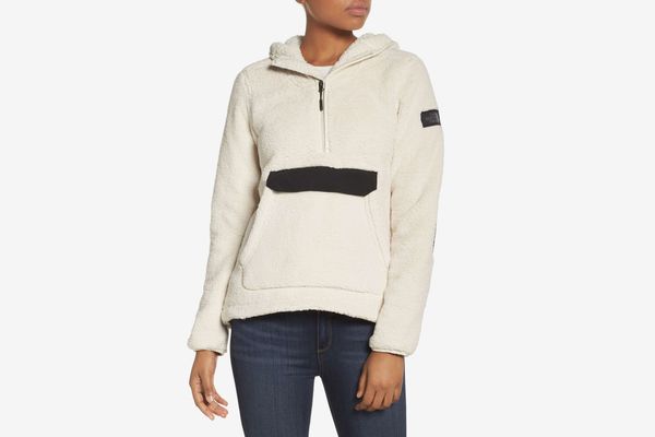 The North Face Campshire High Pile Fleece Pullover Hoodie