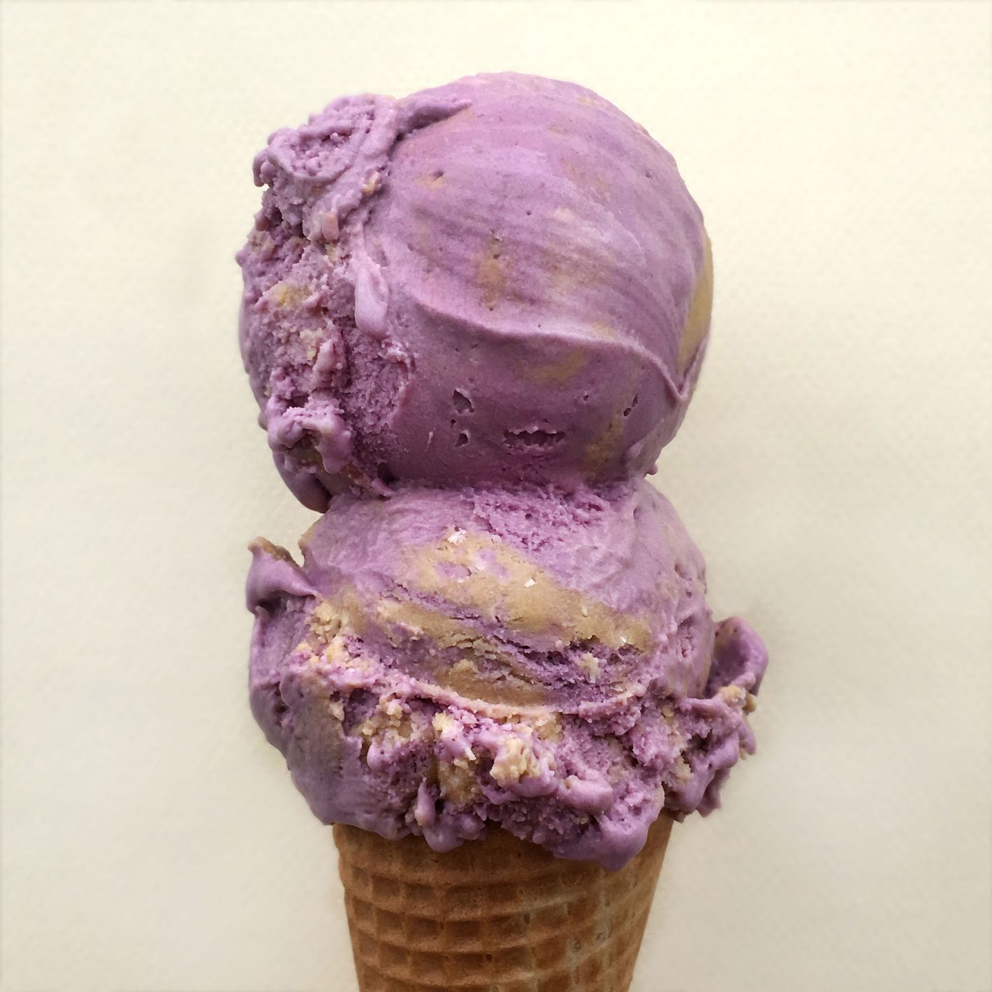 On Second Scoop: Ice Cream Reviews: Van Leeuwen Kettle Corn Ice Cream