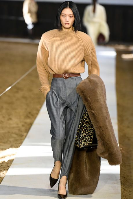 Stella McCartney - Paris Fashion Week Fall 2026 - Runway