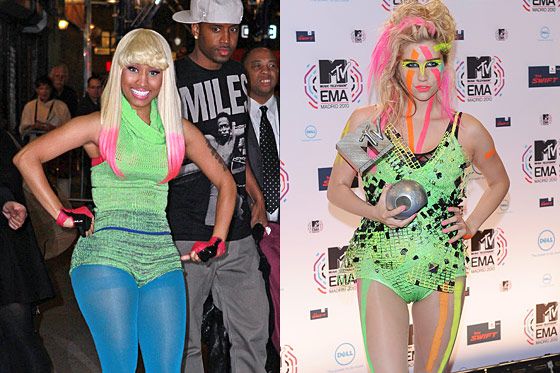 Nicki Minaj vs. Lady Gaga Stuffed animal dress and pink wig  Fashion  inspiration design, Fairytale fashion, Old clothes refashion