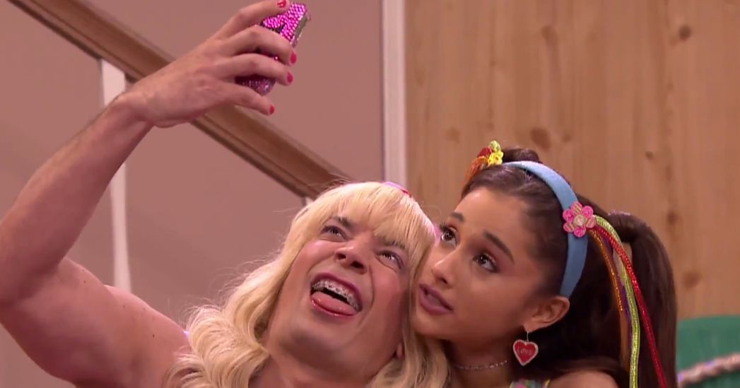 Jimmy Fallon And Ariana Grande Go Into Adorable Giggle Fits During Their Ew Sketch