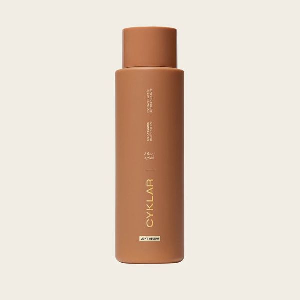 Cyklar Self-Tanning Milky Essence
