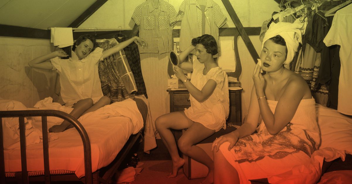 10 Awkward, Nostalgic Stories of Summer-Camp Sexual Awakenings pic image