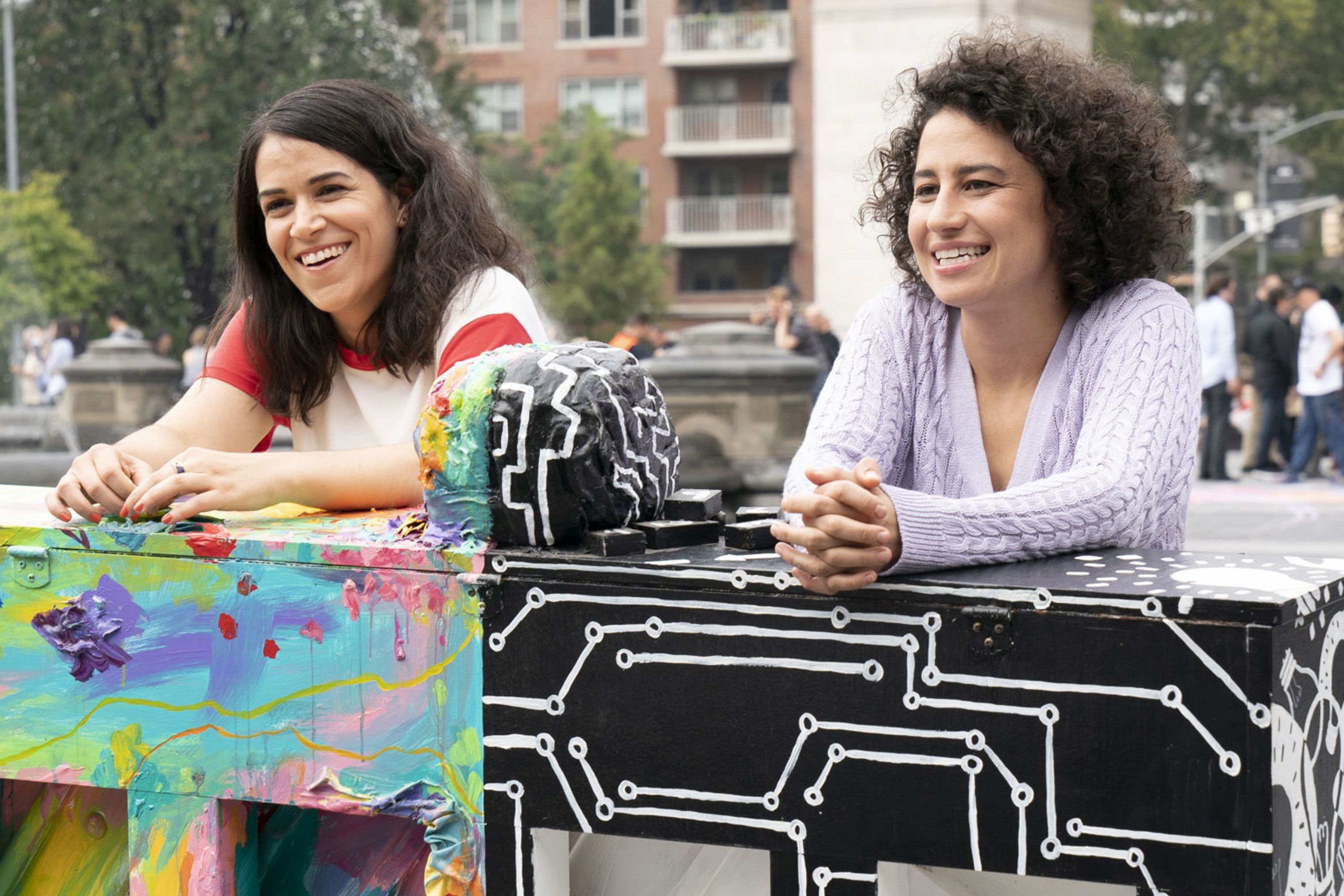 Blonde Teen Riding Dildo - Broad City' Season 5: The Show's Best Running Gags