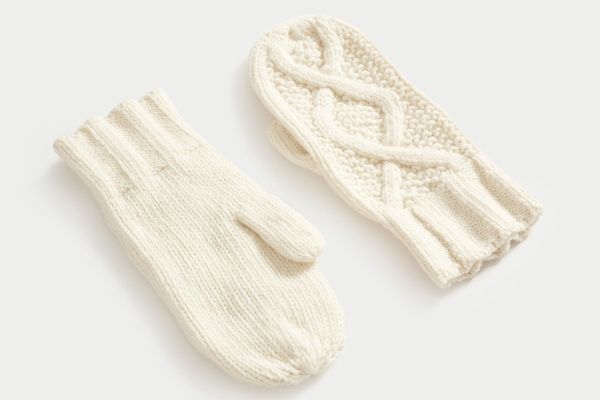 Everlane The Cable Mitten