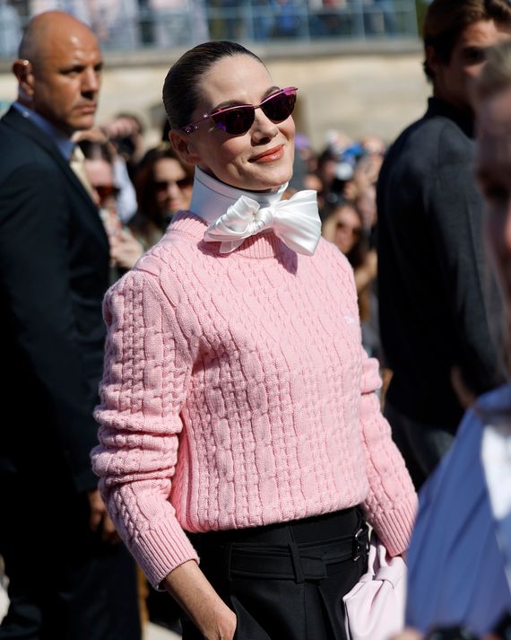 Michelle Monaghan arrives at Jonathan Anderson’s Dior