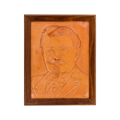 Now's your chance to get a leather portrait of Sanders!