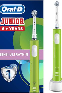 Oral-B Junior Kids Electric Rechargeable Toothbrush, Green