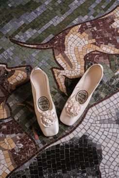 Souliers Dulion, Ivory