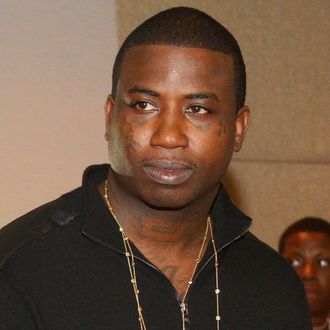 Y equipo penitencia perdonar Gucci Mane Released From Prison Four Months Early