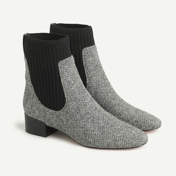 ribbed chelsea boots