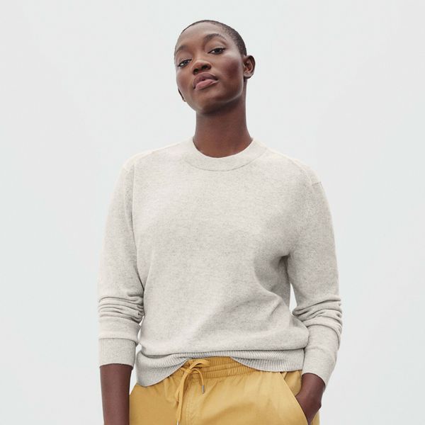 med hensyn til penge ære 12 Best Cashmere Sweaters for Women 2023 | The Strategist