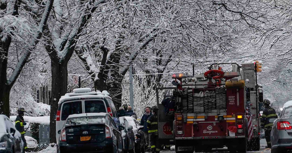 7 Children Die in Brooklyn House Fire