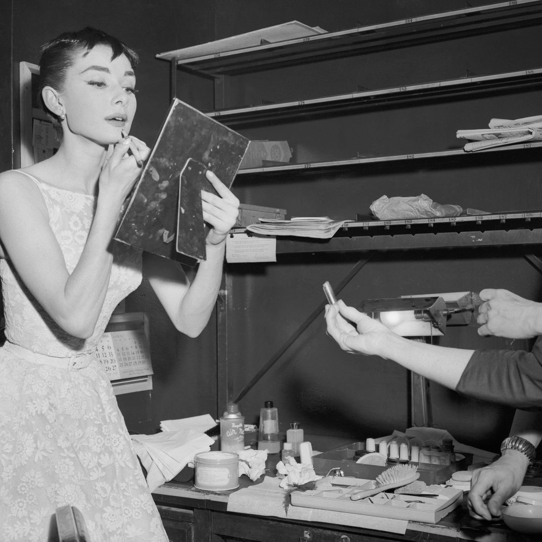 The Audrey Hepburn Look Book  Hepburn style, Audrey hepburn style, Audrey  hepburn