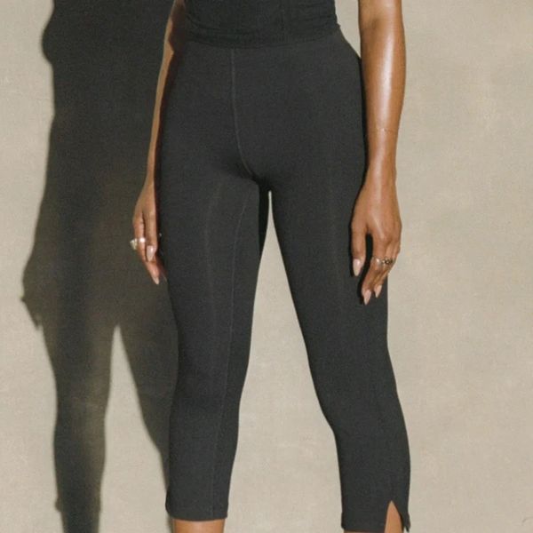 Joah Brown Sueded Capri Leggings