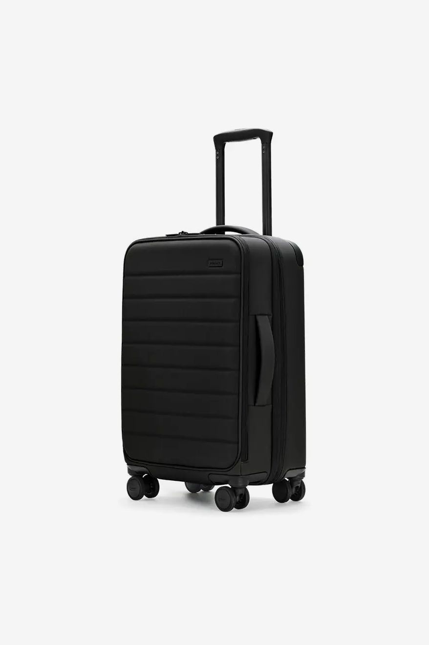 19 inch carry on luggage