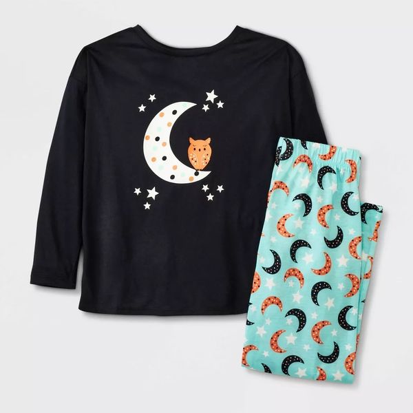 Cat & Jack Girls’ 2 Piece Long Sleeve Pajama Set