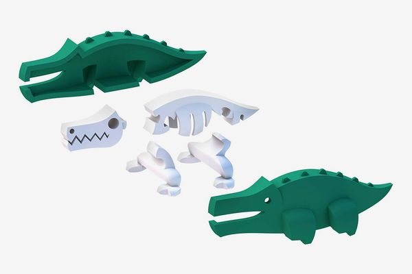 HalfToys Complete Animal Playset with Magnets, Skeleton Puzzle and Dioramas
