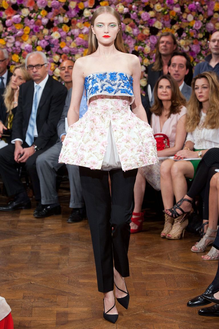 Raf Simons Debuts at Christian Dior With Couture Collection