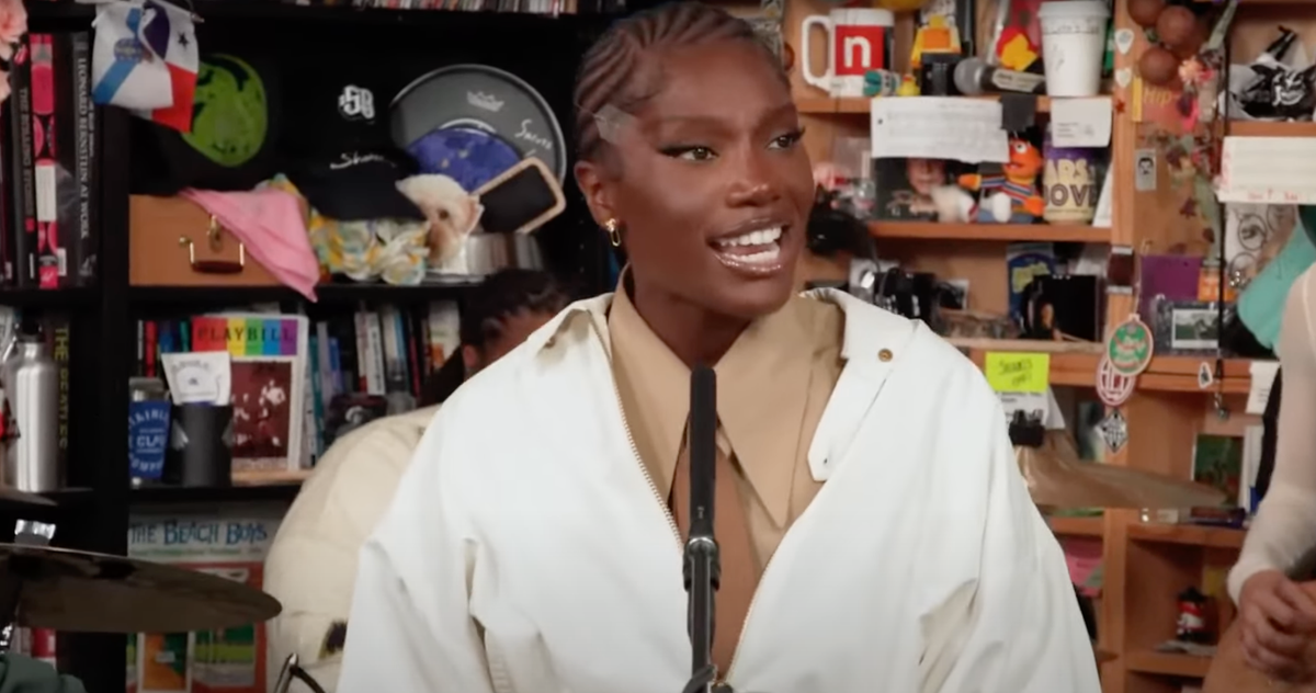 新品　DOECHII NPR MUSIC TINY DESK CONCERT Doechii's Tiny Desk Concert Performance 2024: Watch