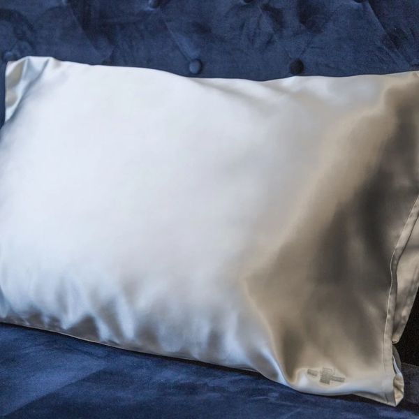 Intelligent Threads Mulberry Silk Pillowcase