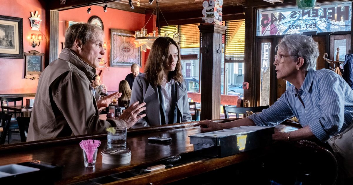 ‘Ella McCay’ Is Pure Gas-Leak Cinema