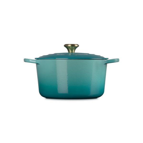 Le Creuset Signature Enameled Cast Iron Deep Round Dutch Oven