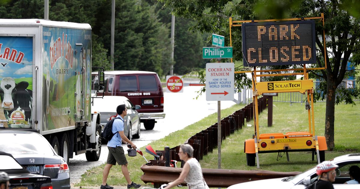 Christie Shuts Down N.J. Government, State Parks Closed