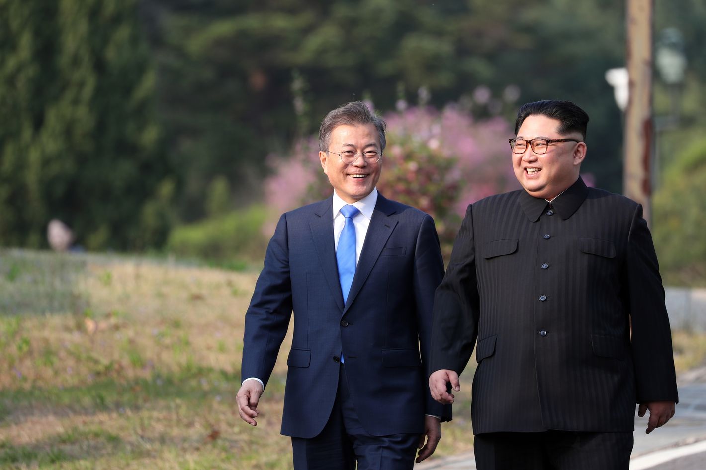 Does the meeting between North and South Korea mean peace?