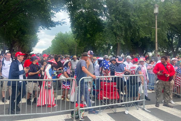 Trump supporters arriving to watch the so-called military parade in Washington, D.C.