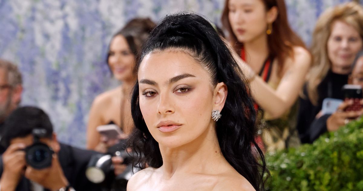 Charli XCX Met John Cale Mid-Breakdown